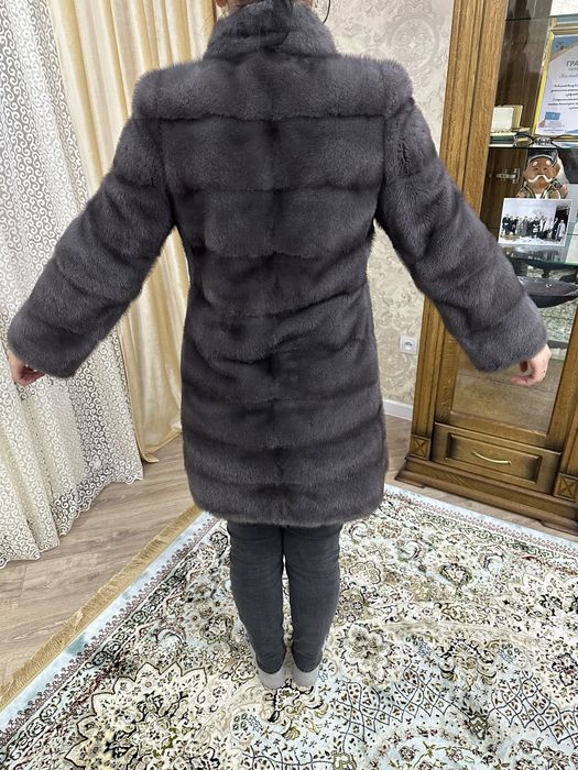 Продам норковую шубу