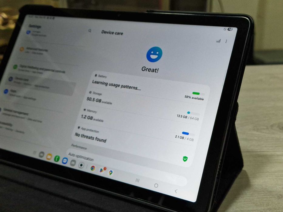Samsung Galaxy Tab A9+ X216 64GB 5G + калъф