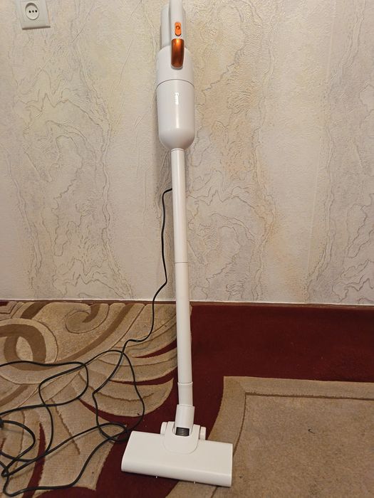 Plisos sotladi 400000 som