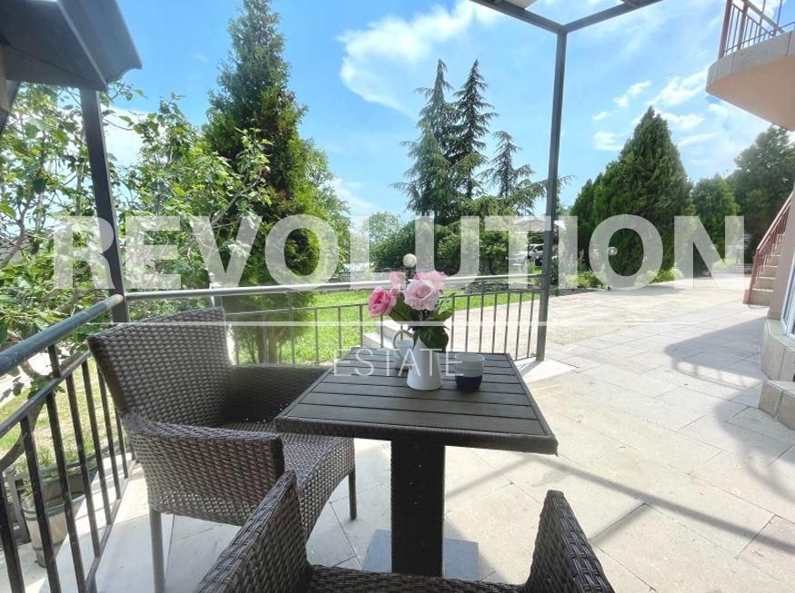 Дава се под наем Къща в Варна, м-т Св. Никола - 110 кв.м за 950 € - Снимка #11