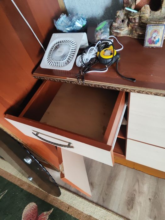 Обувница хорошего состояние