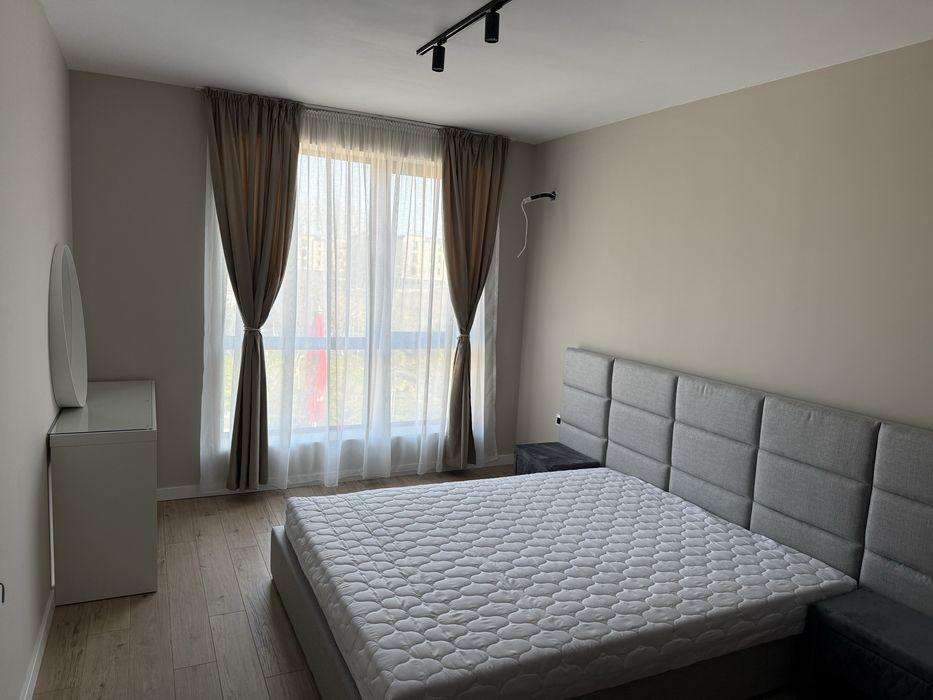 Продава се Двустаен апартамент в Пловдив, Остромила - 84 кв.м за 911 €/кв.м - Снимка #1