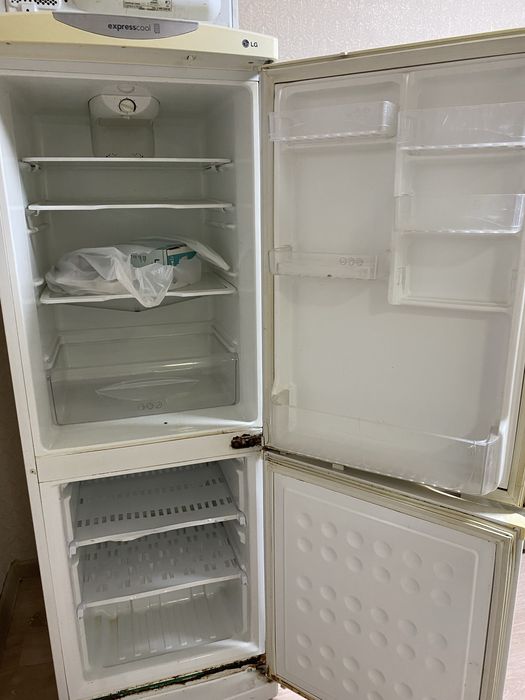 Продам холодильник б/у