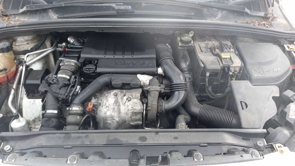 Пежо 308 1.6HDI НА ЧАСТИ