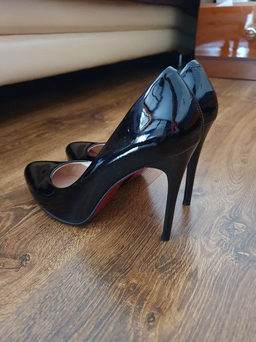 Туфли лакированные