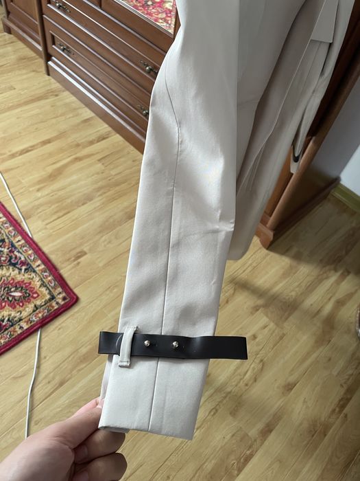 Женский плащ на 48 размер