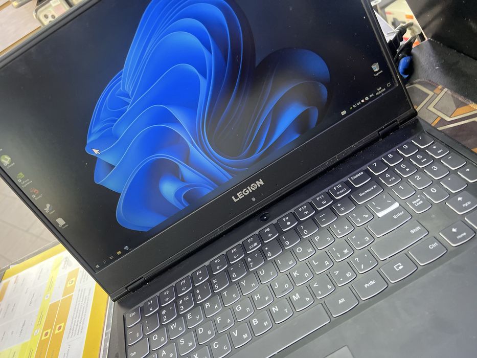 Lenova legion y530