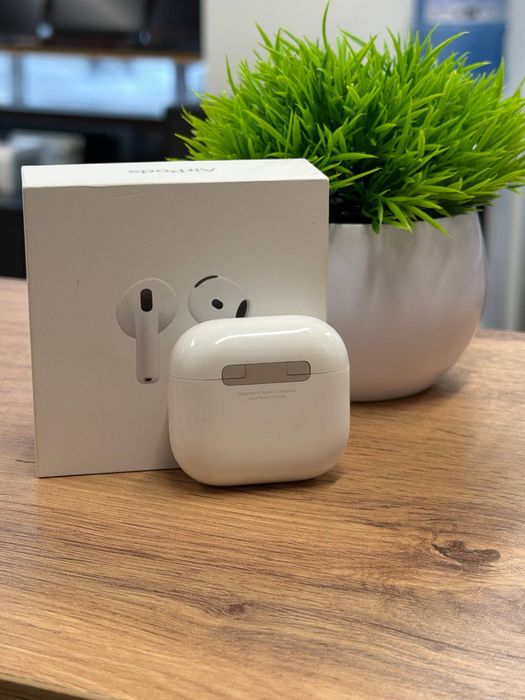 AirPods series 4