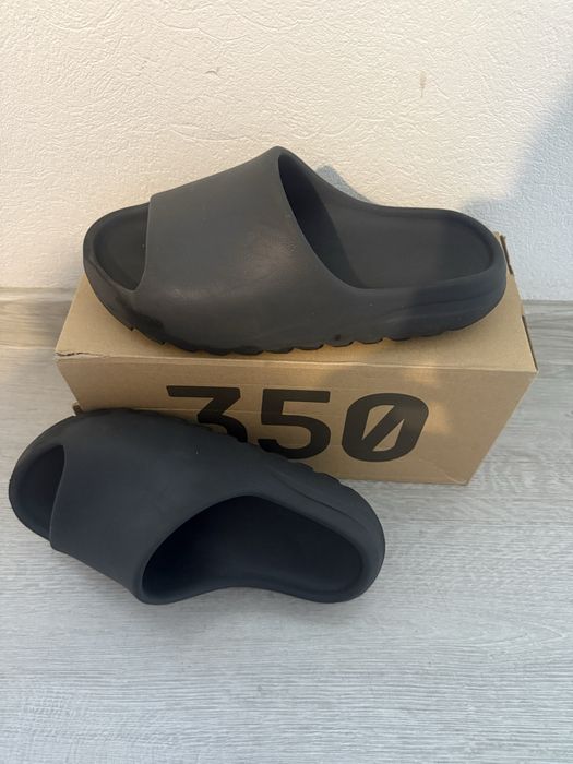Yezzy slide negri