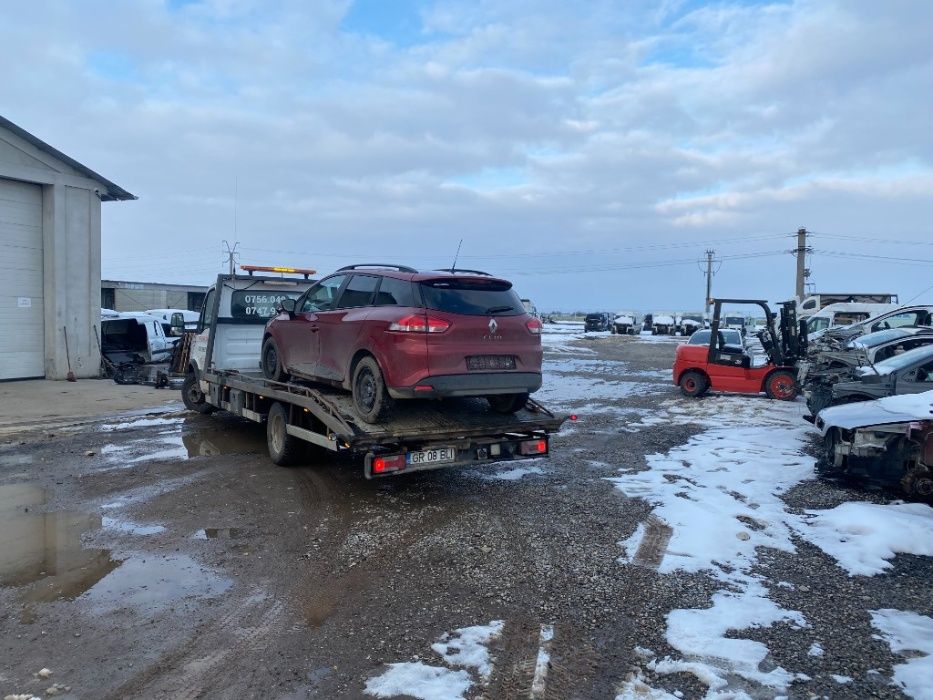 Dezmembrari Clio 4 pompa benzina Renault Clio 4 2018 break 1.2