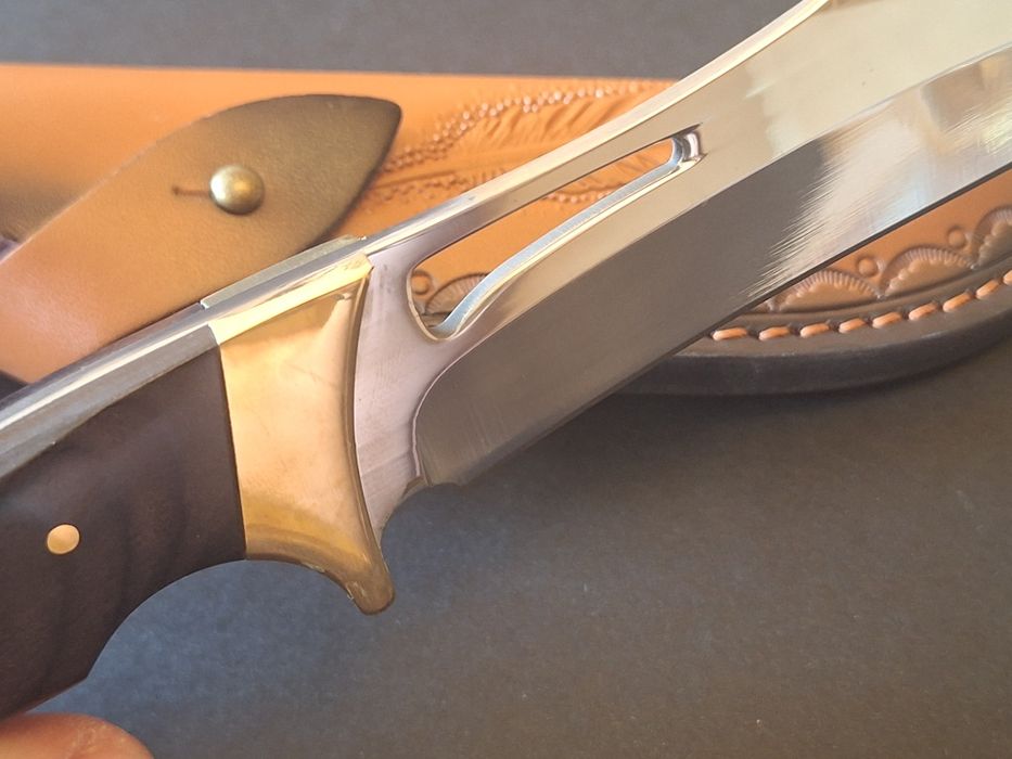 Ловен нож-стомана М390