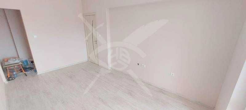 Продава се Тристаен апартамент в Бургас, Славейков - 97 кв.м за 2155 €/кв.м - Снимка #5