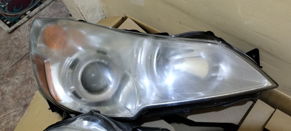 Фары на Субару оутбек