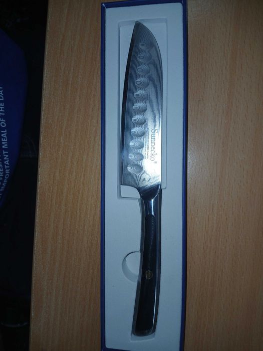 Cutit Santoku 12.7 cm Sunnecko, otel Damascus, maner G10
