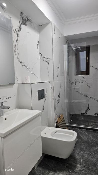 3 Camere Damaroaia bl nou