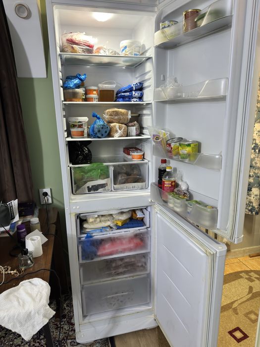 Холодильник бирюса