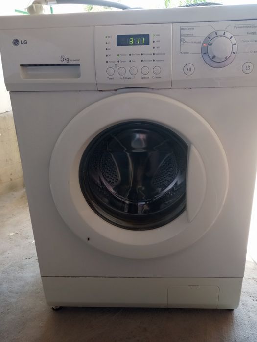 Стиральная машина LG 5 кг и Самсунг 4, 5 кг