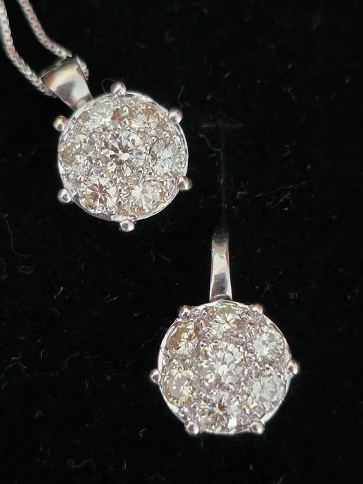 Set inel  cercei pandant aur alb 18k  cu diamante