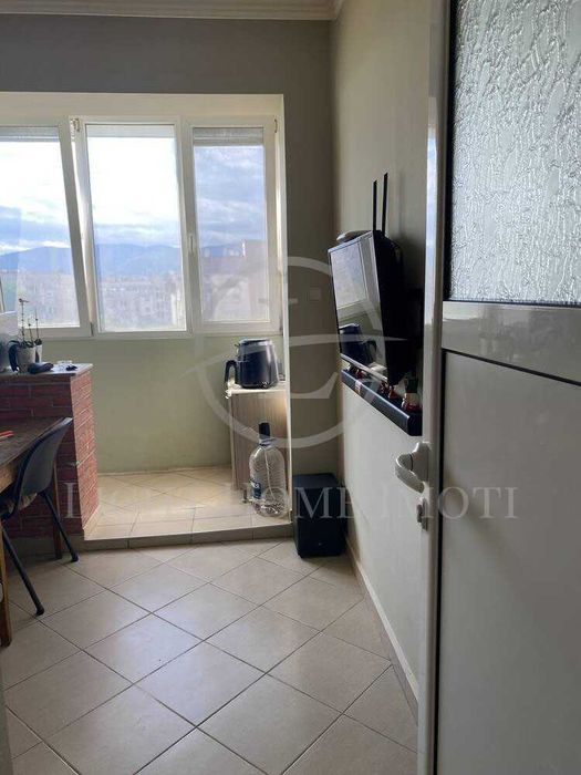 Продава се Тристаен апартамент в Пловдив, Кючук Париж - 89 кв.м за 1603 €/кв.м - Снимка #3