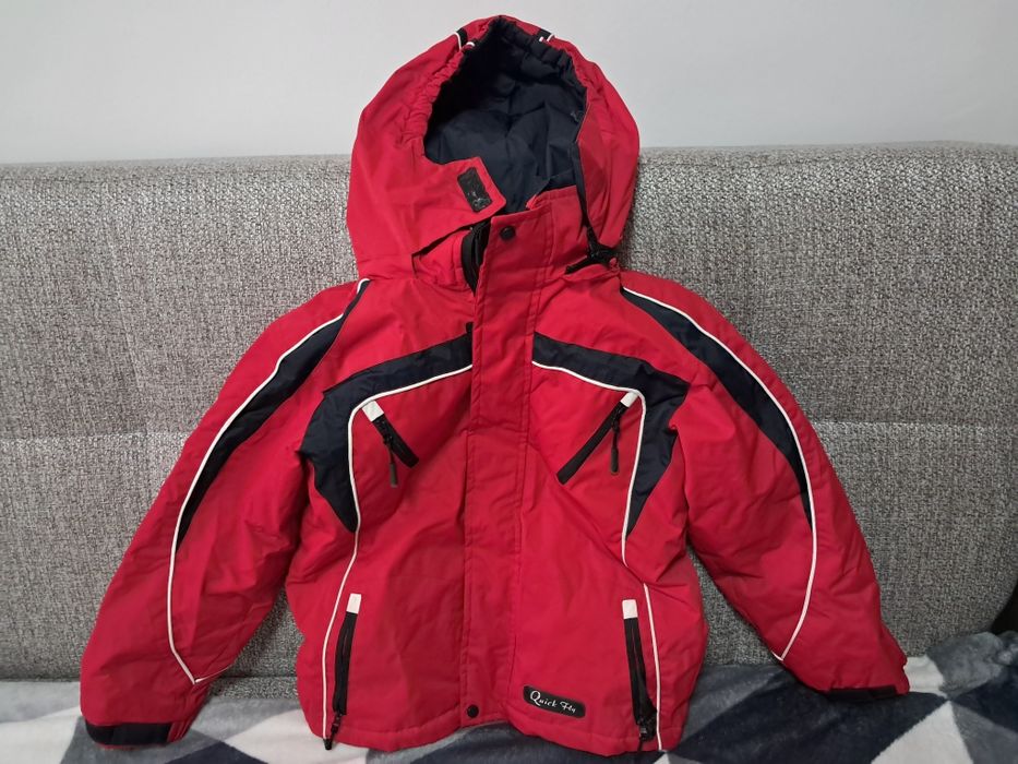 Costum de iarnă impermeabile.