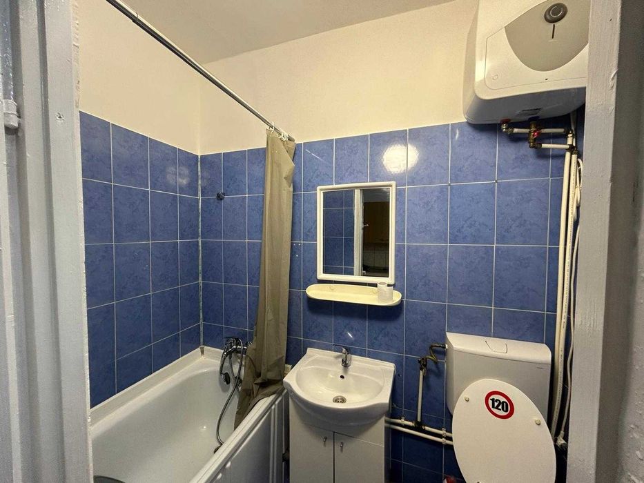 Garsoniera de vanzare 23mp - Brasov, Strada Brazilor 66A, Cartier Noua