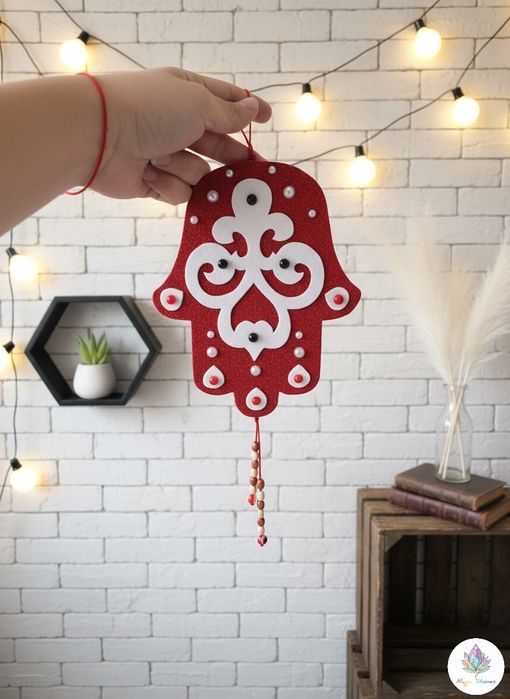 Подкова на счастье в 2026 Году Лошади