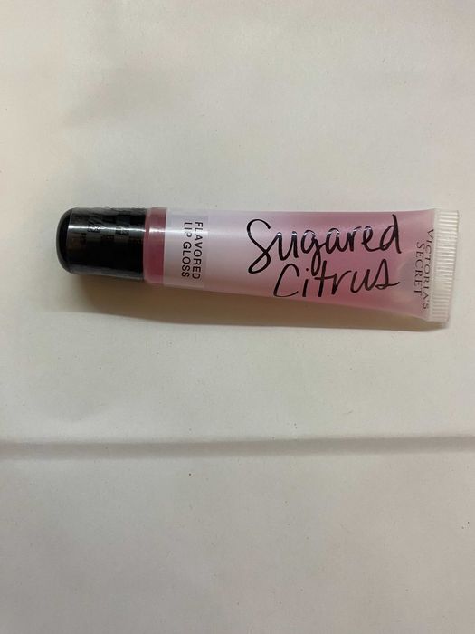 Оригинални Гланц за устни Victoria’s Secret