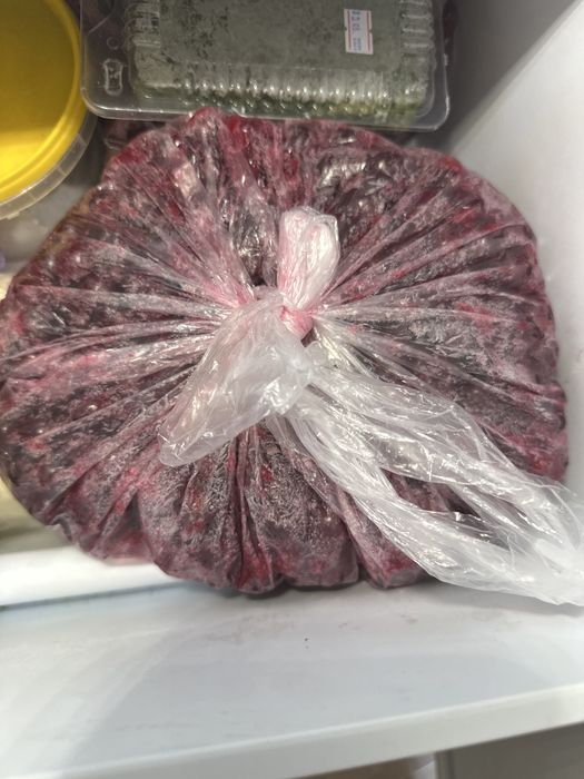 Вишня мороженная  домашняя