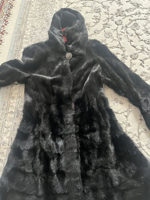 Шуба длиной до колен