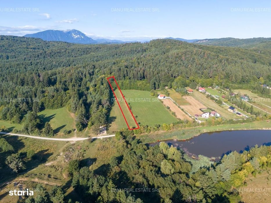 Teren intravilan 3.300 mp cu vedere către lac – Vulcan, zona lacurilor