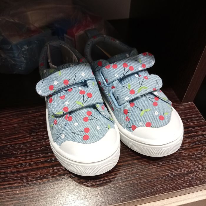 Обувь для девочки
