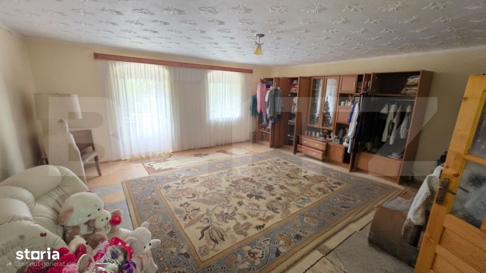 Casa de vanzare, cu 4 camere, 80 mp, satul Dorolea