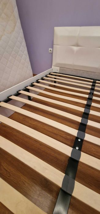 Бяла спалня 160×200