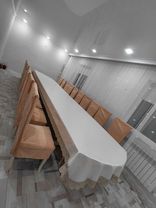 Стол сатылады отыргышымен