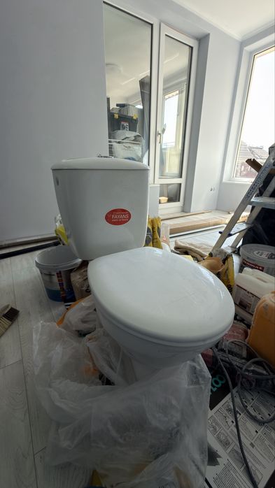 Туалетно гарне втора употреба