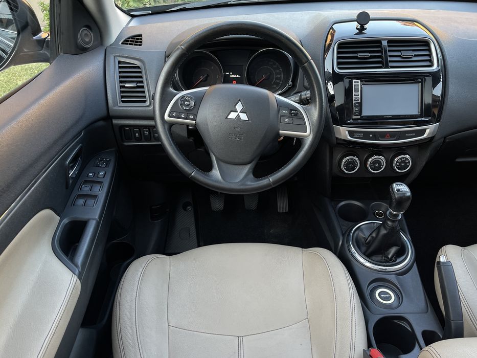 Mitsubishi ASX FaceLift•1.8D•4x4•DayLight LED•PieleBej•Navi•Panoramic