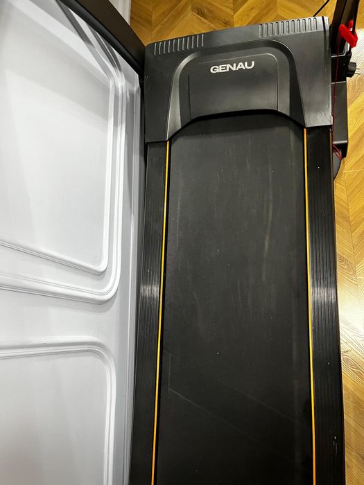 Беговая дорожка GENAU