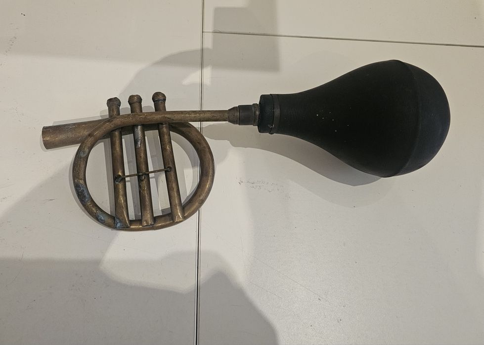 Старинен месингов рог клаксон – около 1930 г.