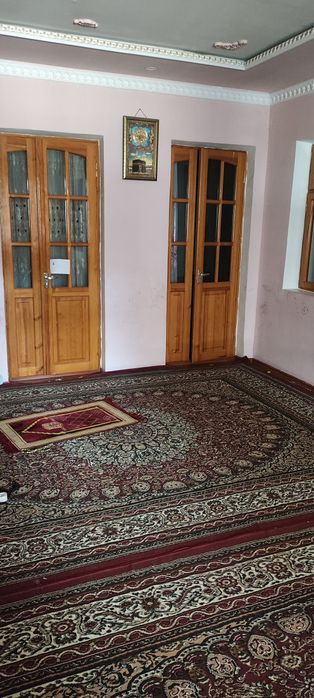 Yashnobod tumani. Qoʻyliq. hovli uy 2.7 sotix 6 xona+ holl+ oshxona