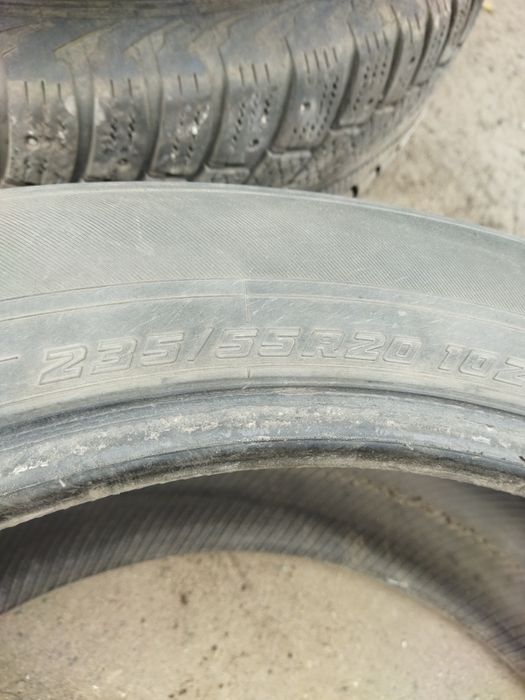 Yokohama 235/55/20 лето