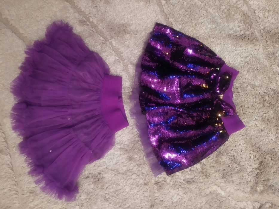 Юбки на девочку. На 4-7 лет. В отличном состоянии.