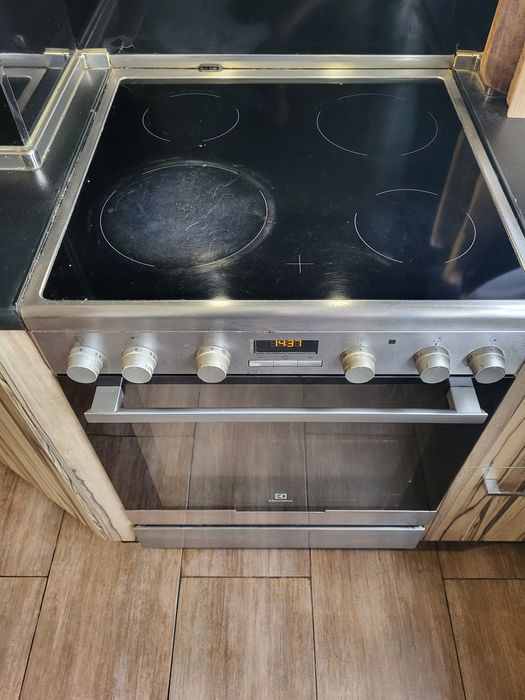 Печка Electrolux