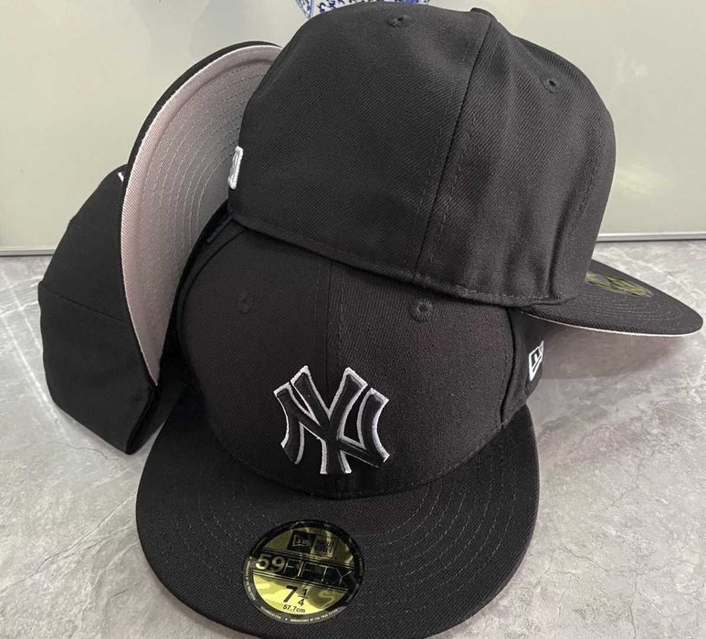 NY Yankeese MLB шапка с права козирка shapka s prava kozirka