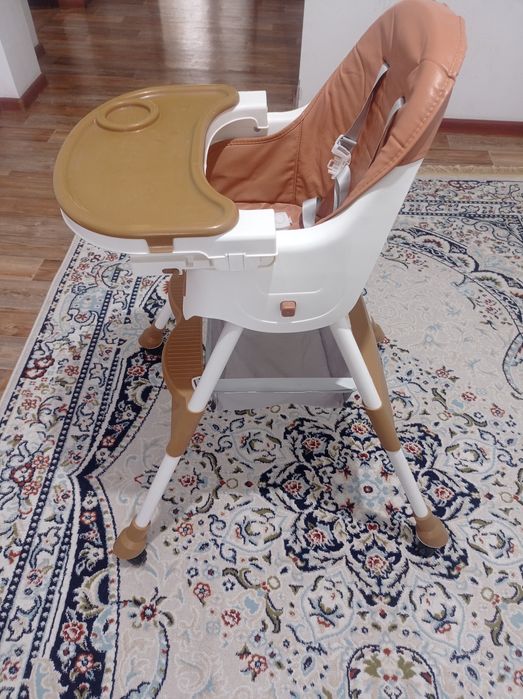 Детское кресло..