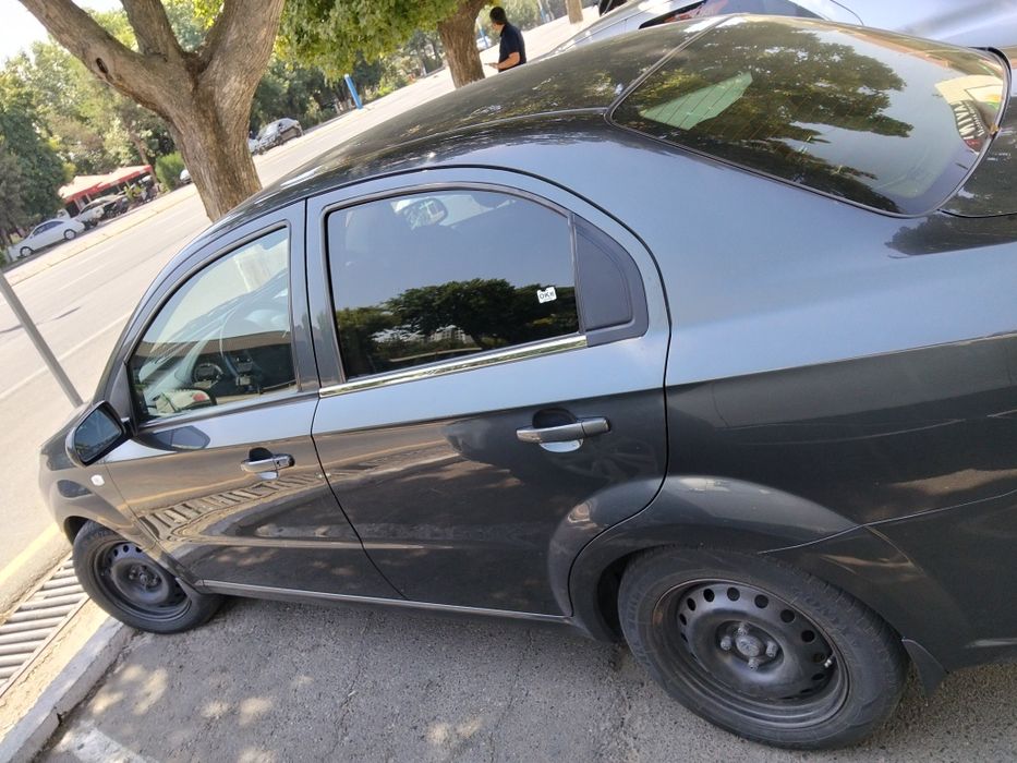 Chevrolet nexia3 evro 2 sotiladi