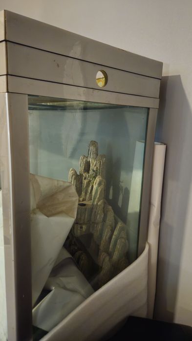 Продается аквариум 400 л