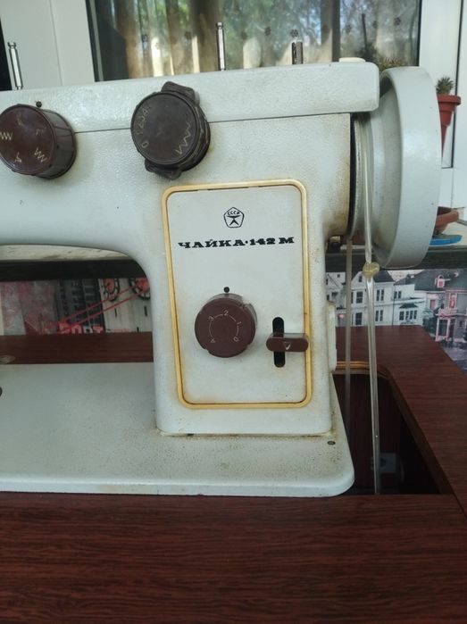 Швейная машинка 142 М