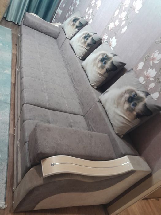 Продаю Диван раскладной