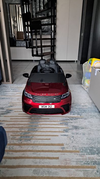 Mașinuță electrică pentru copii – Range Rover Velar FAST 12V – NOUĂ