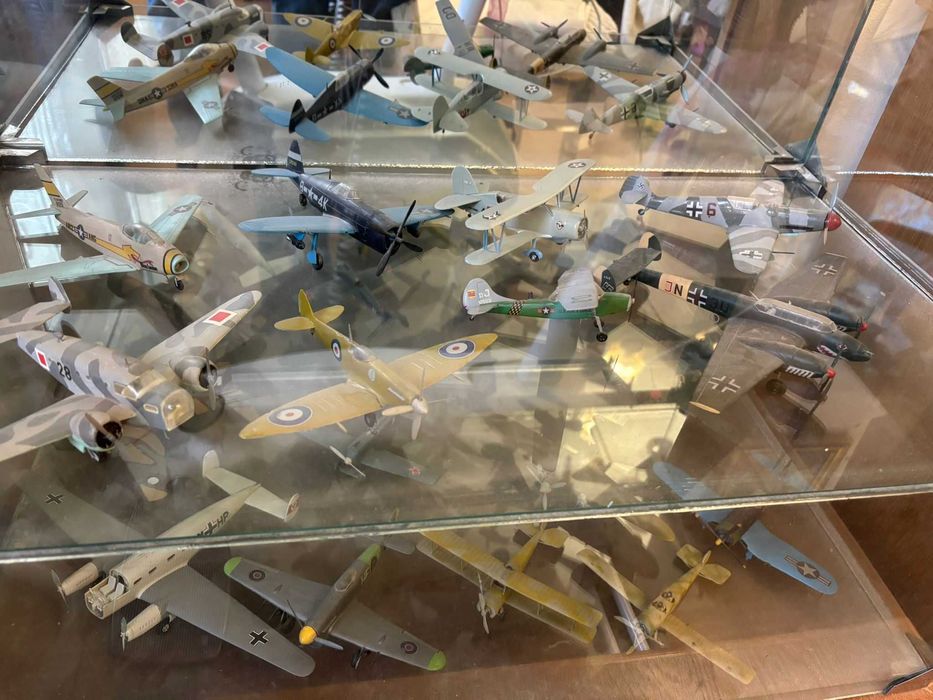 Machete aviaoane scara 1/72